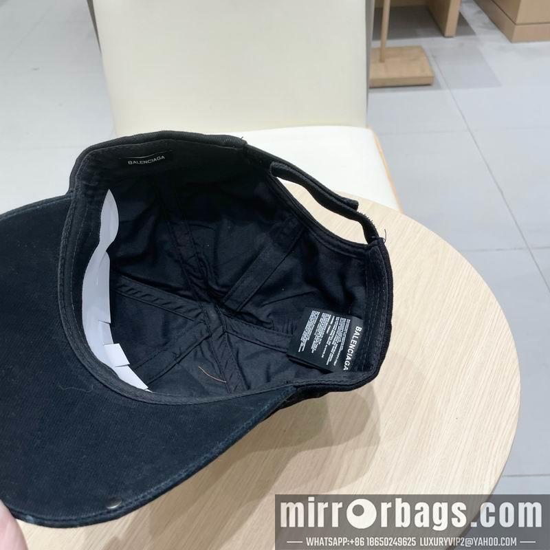 Balenciaga Hat 010901