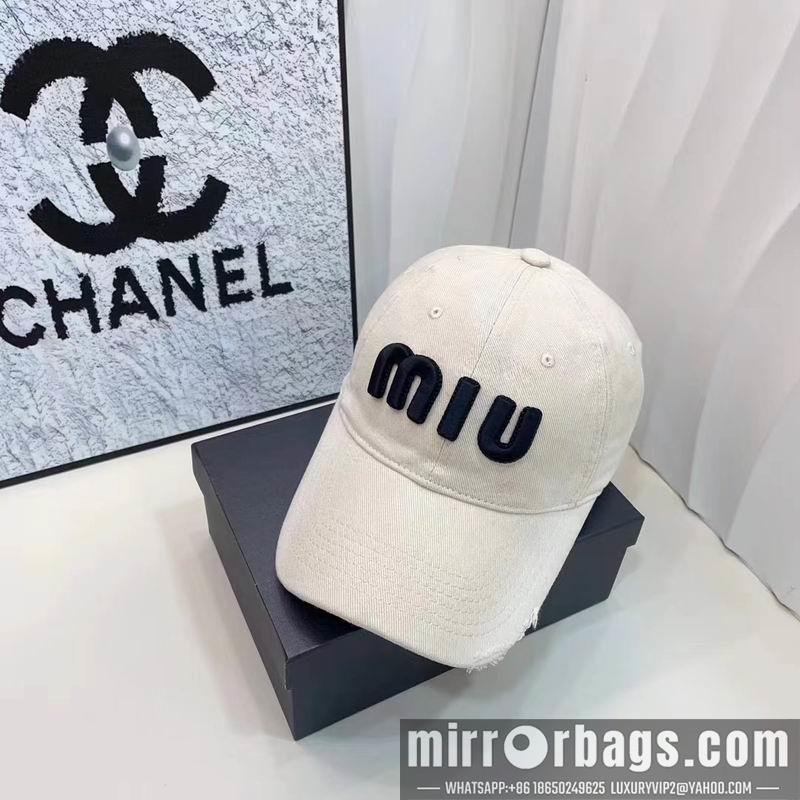 Miumiu Hat dx21
