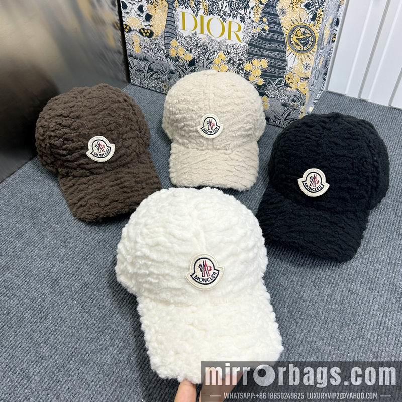 Moncler Hat dx10