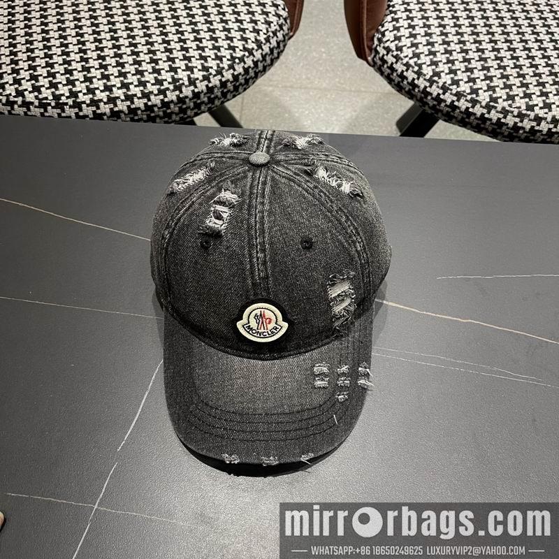 Moncler Hat 041404