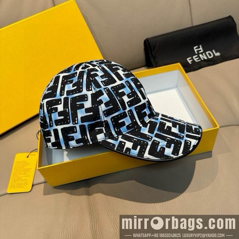 Fendi Hat dx83