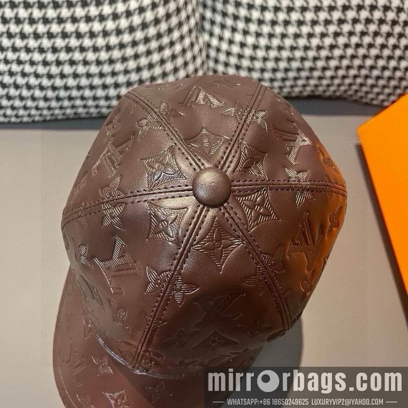 LV Hat 072210