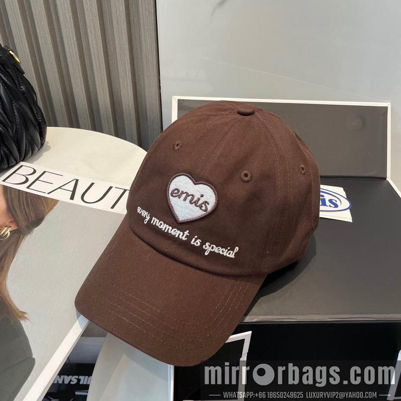 Emis Hat dx09