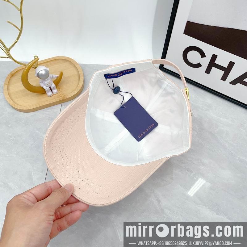 LV Hat dx71