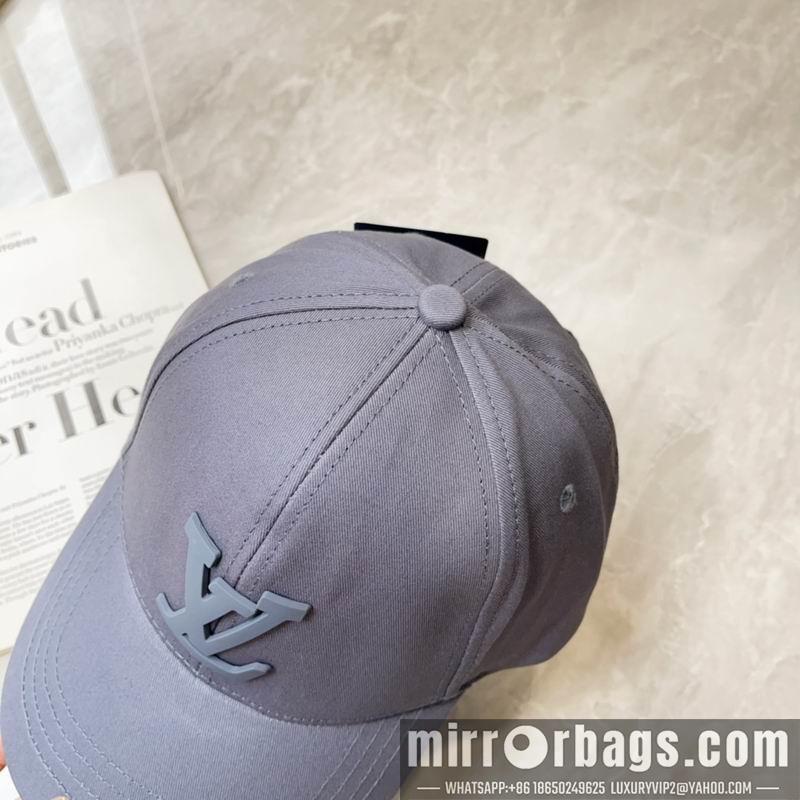 LV Hat 010401