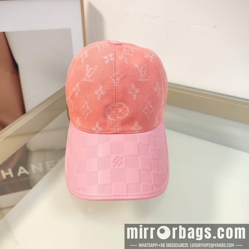 LV Hat dx136