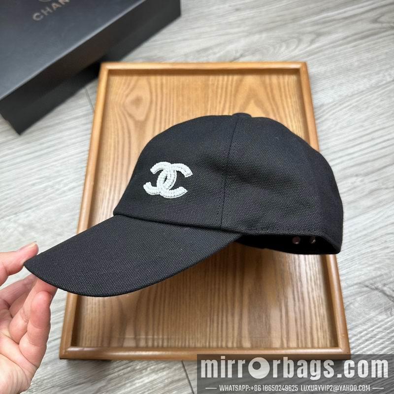 Chanel Hat dx30