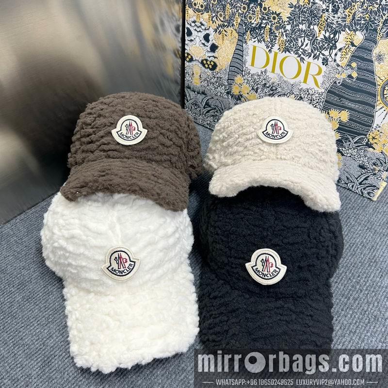 Moncler Hat dx10