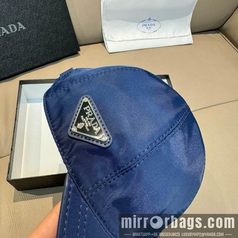 Prada Hat dx64