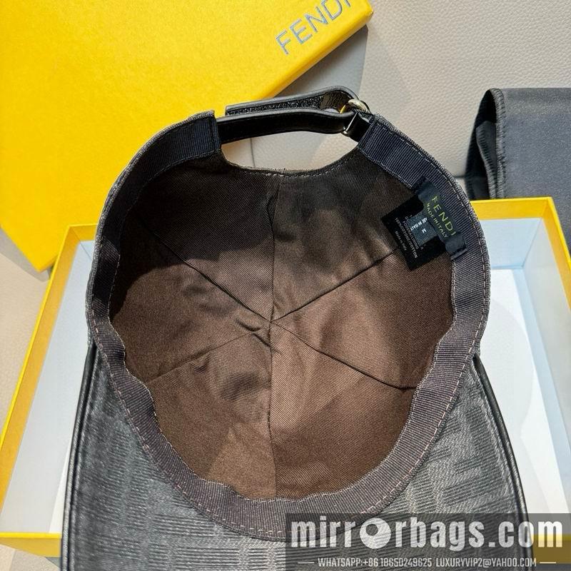 Fendi Hat dx84