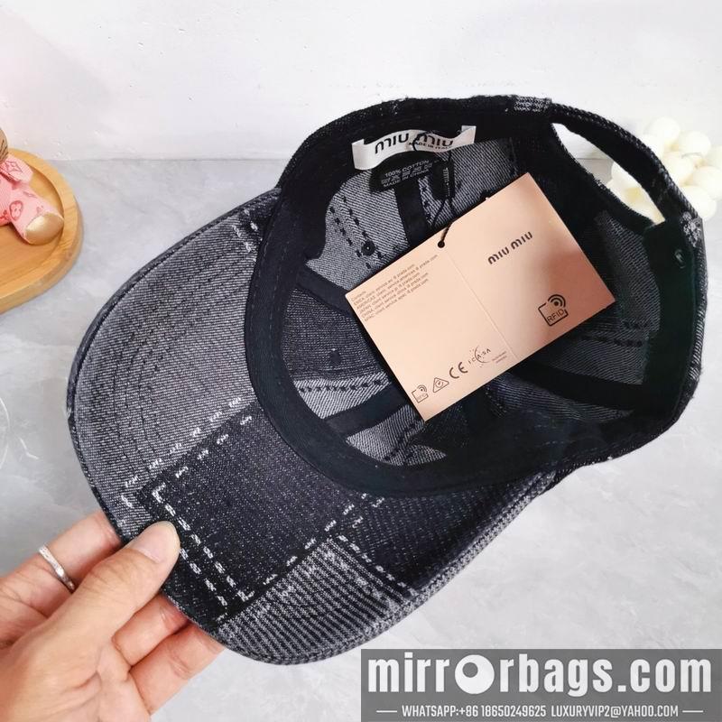 Miumiu Hat dx27