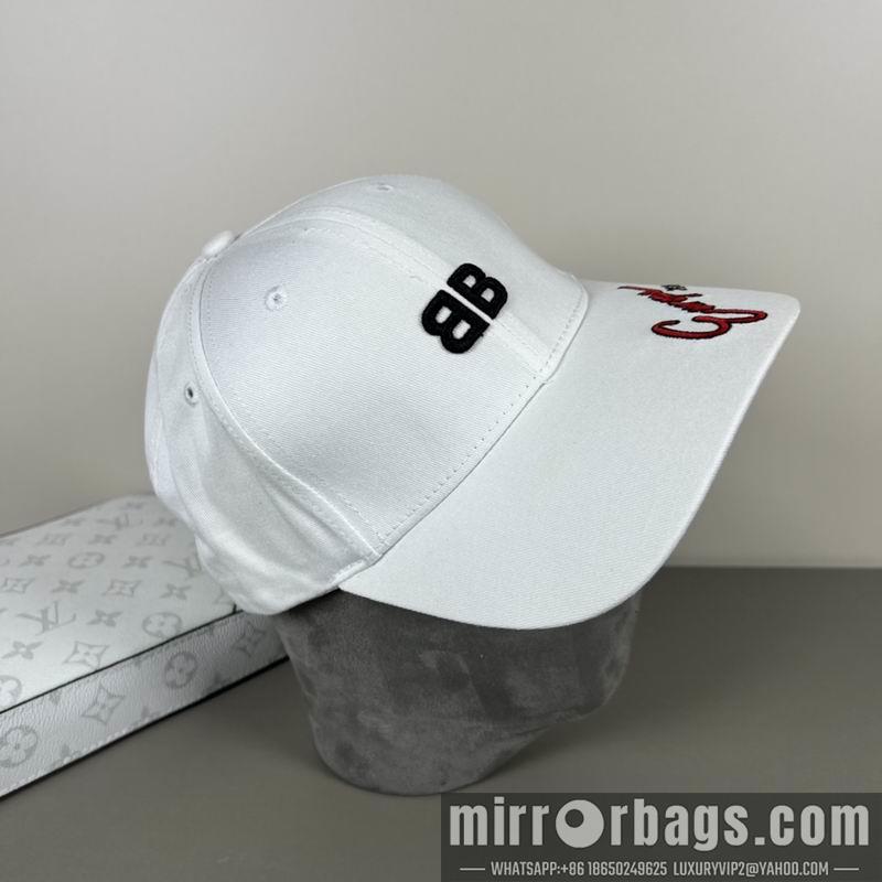 Balenciaga Hat dx32