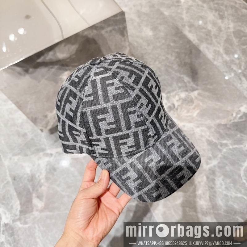 Fendi Hat dx28
