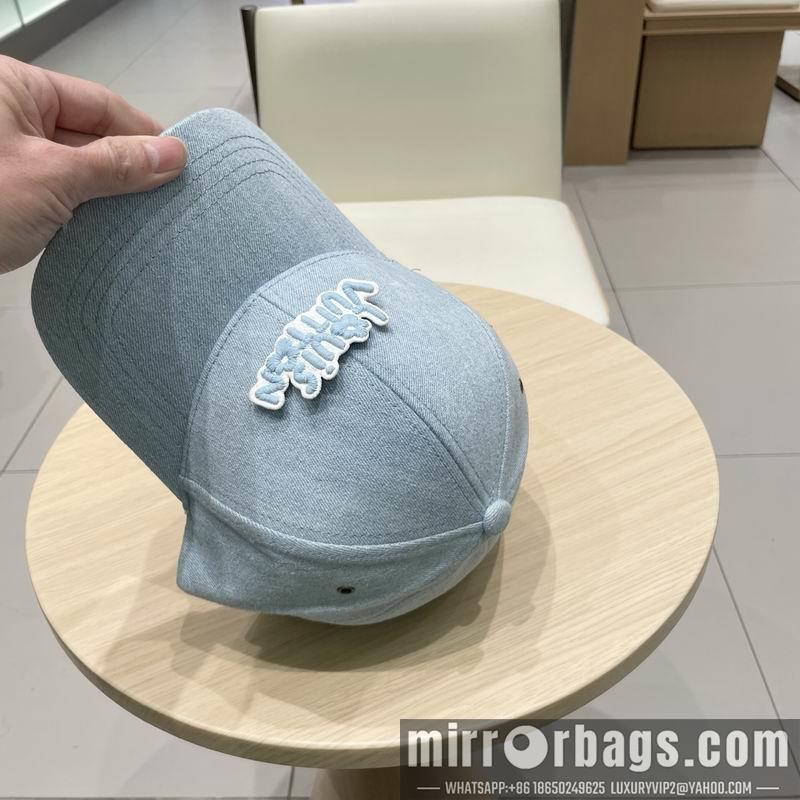 LV Hat 041403