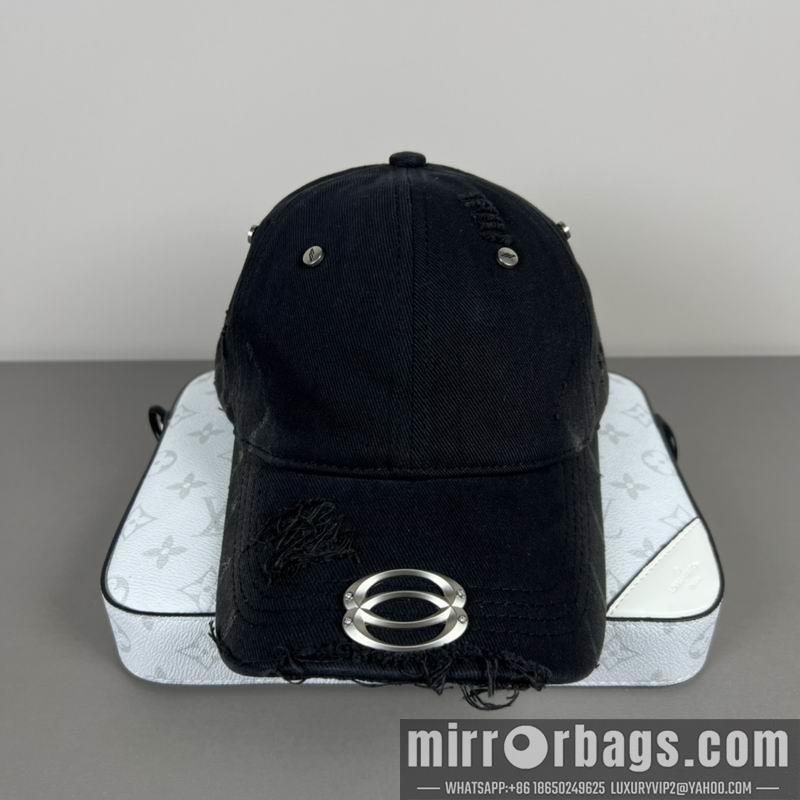 Balenciaga Hat dx40