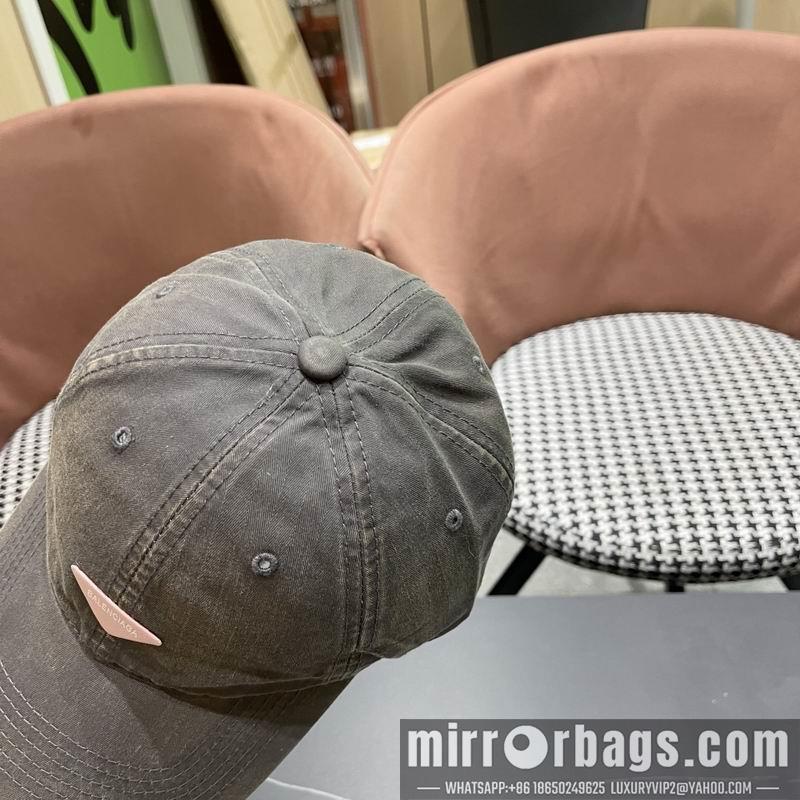 Prada Hat 040203