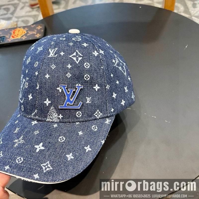 LV Hat 0307105