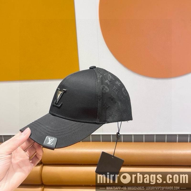 LV Hat 021103