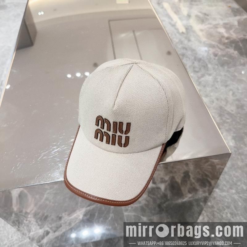 Miumiu Hat 071303