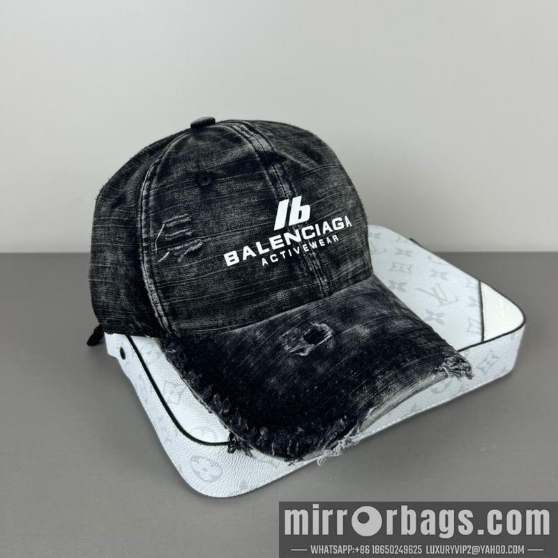 Balenciaga Hat dx31