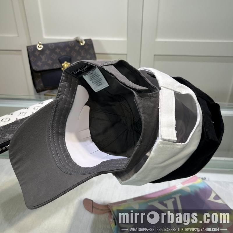 Balenciaga Hat dx116