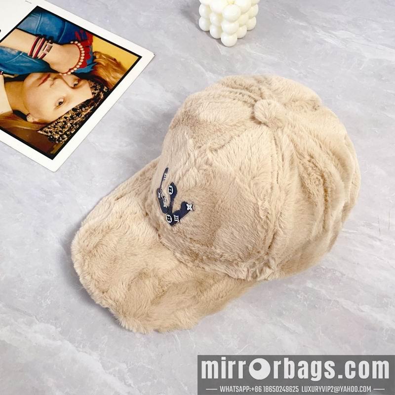 LV Hat dx100