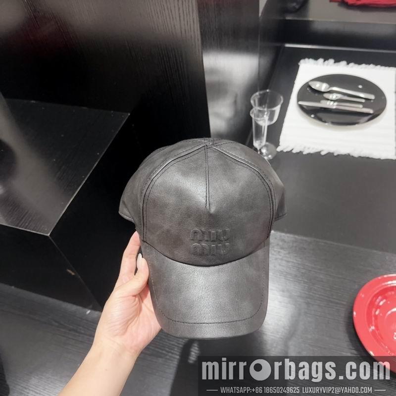 Miumiu Hat 082601