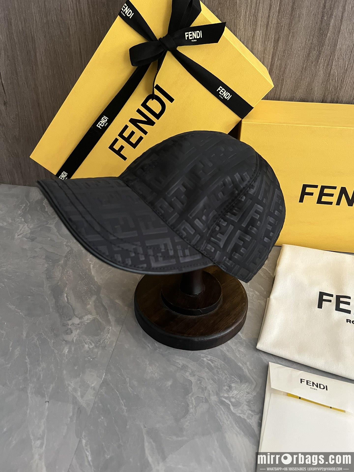 Fendi Hat dx87