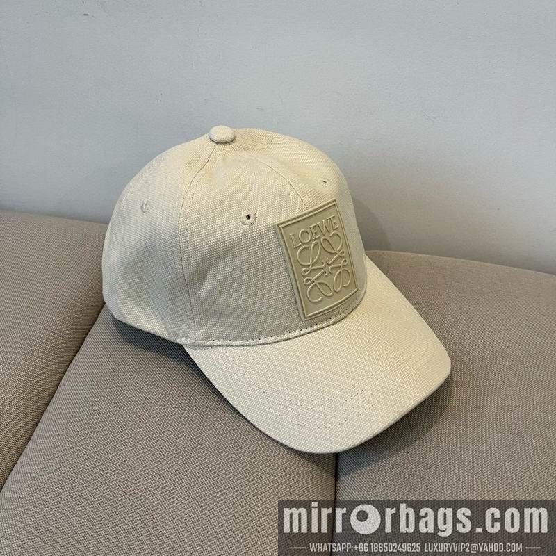 Loewe Hat dx51