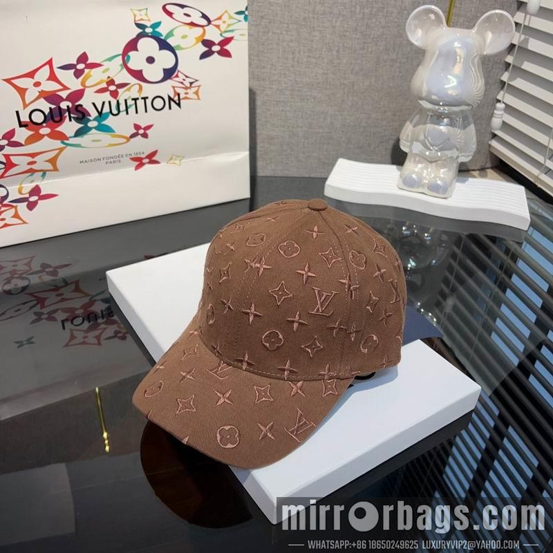 LV Hat 041703