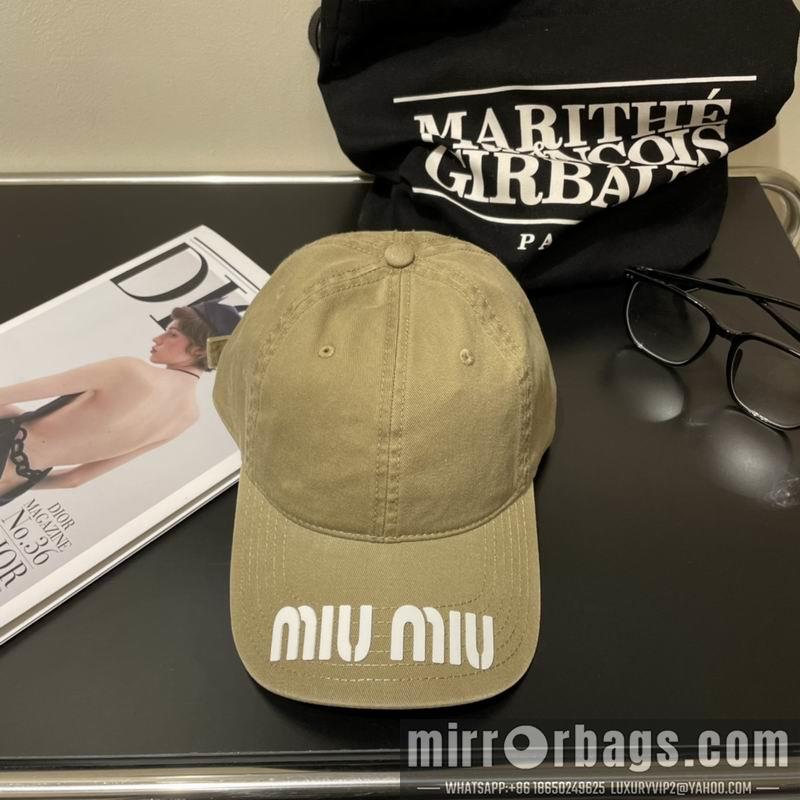 MiuMiu Hat 042701