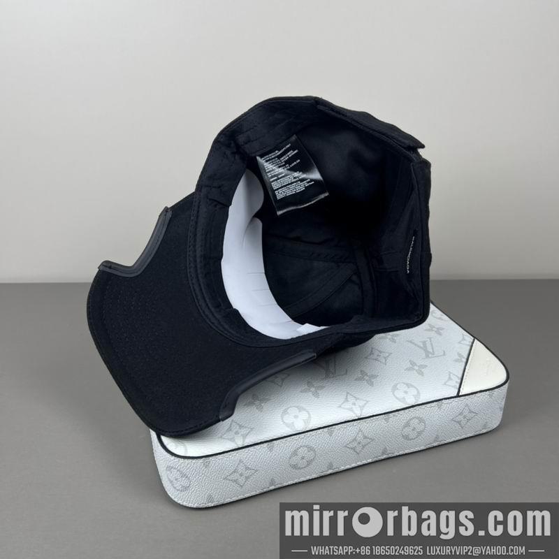 Balenciaga Hat 021004