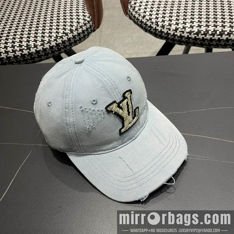 LV Hat 040201
