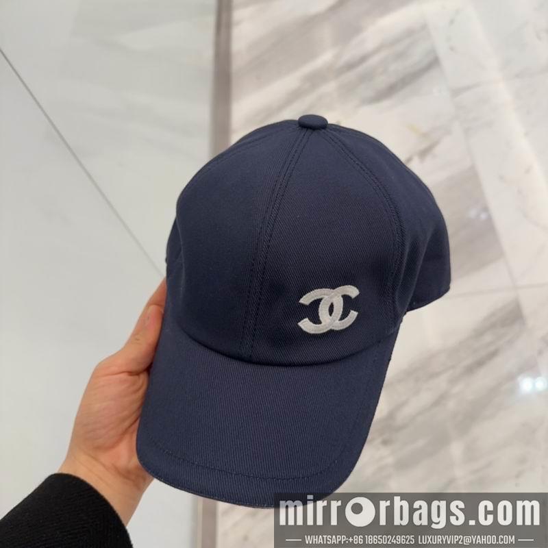 Chanel Hat dx40