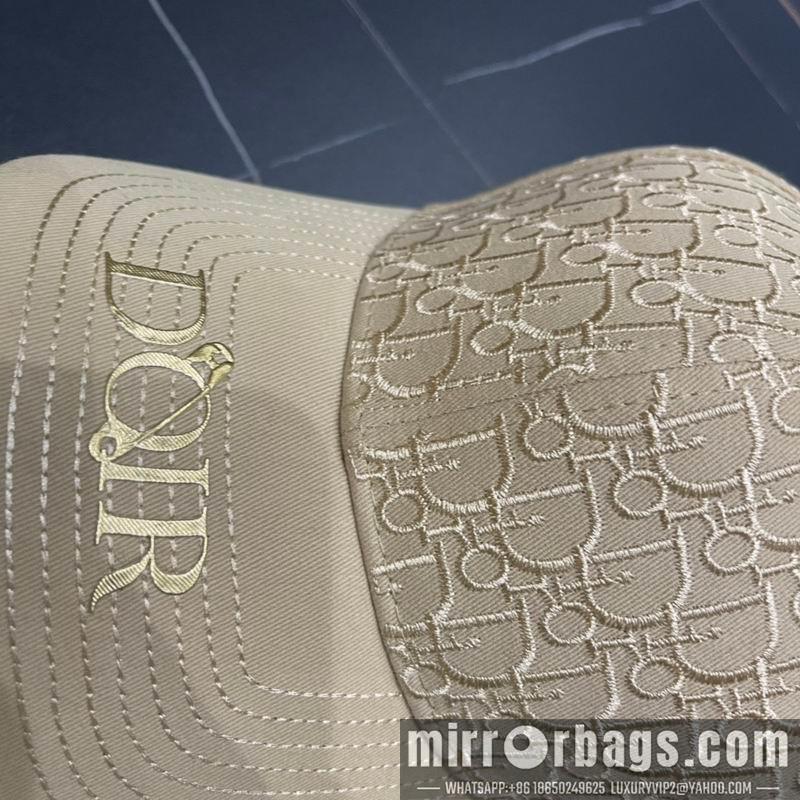 Dior Hat 083003