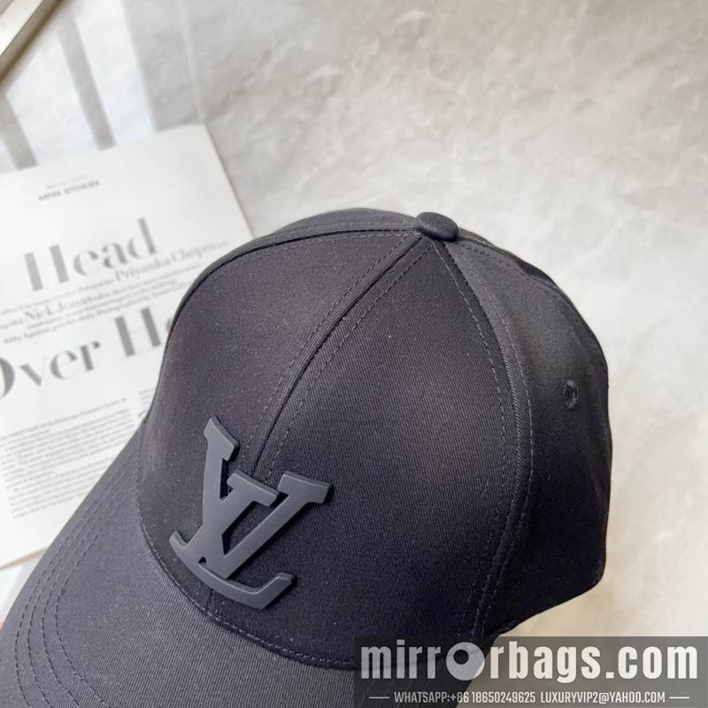 LV Hat 010401