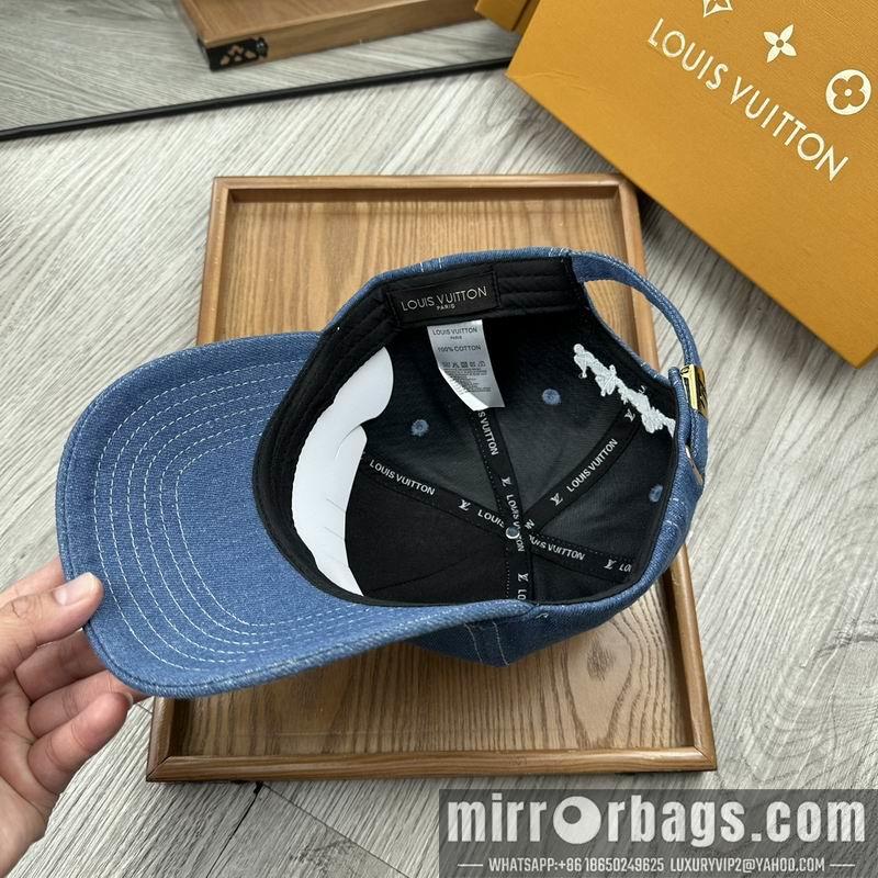 LV Hat dx105