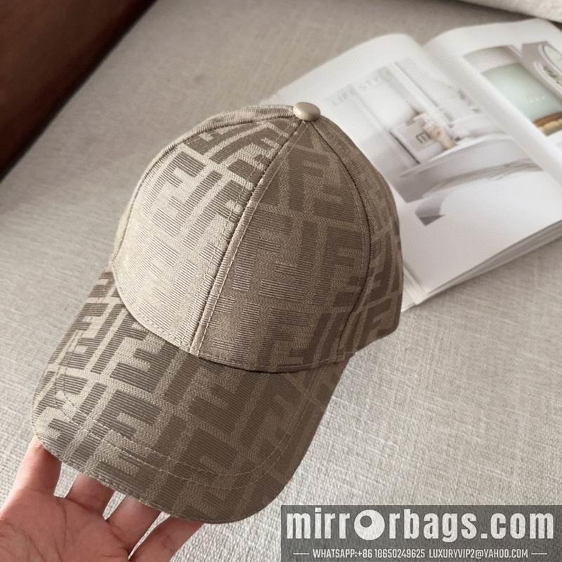 Fendi Hat dx69