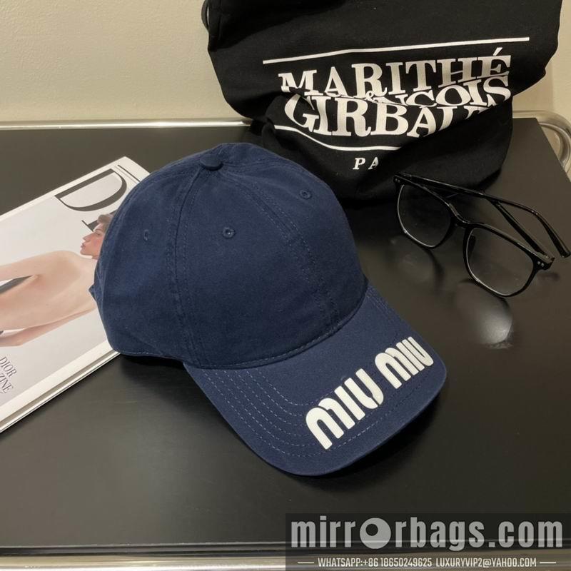MiuMiu Hat 042701