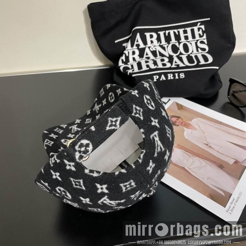 LV Hat 121472