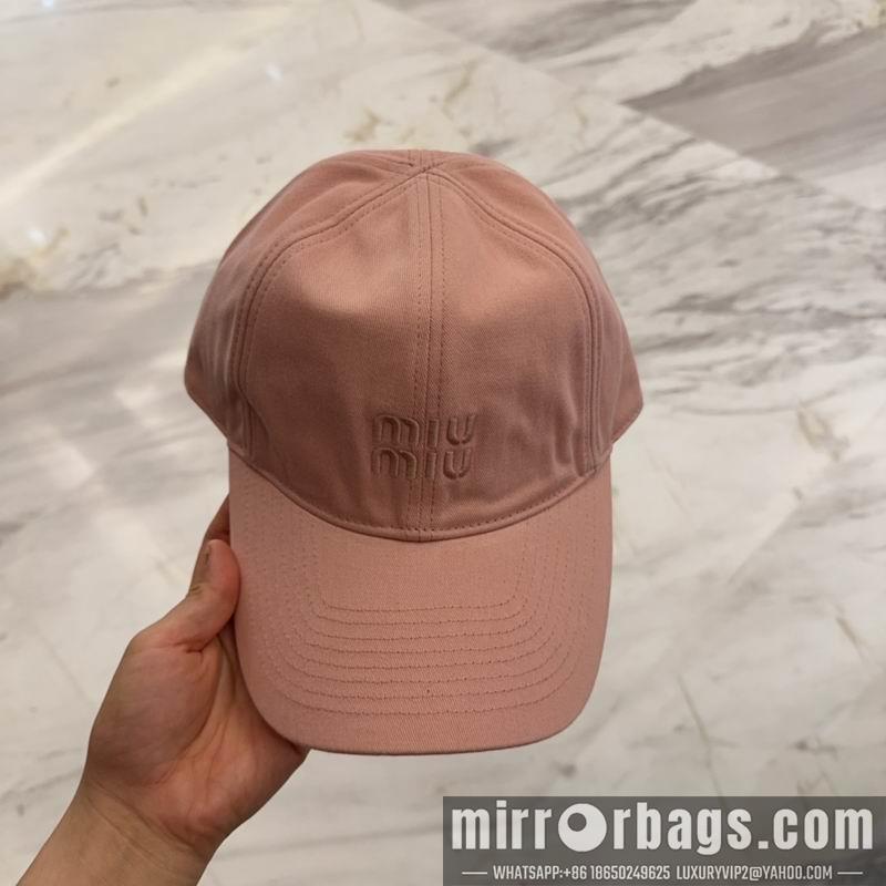 Miumiu Hat dx35