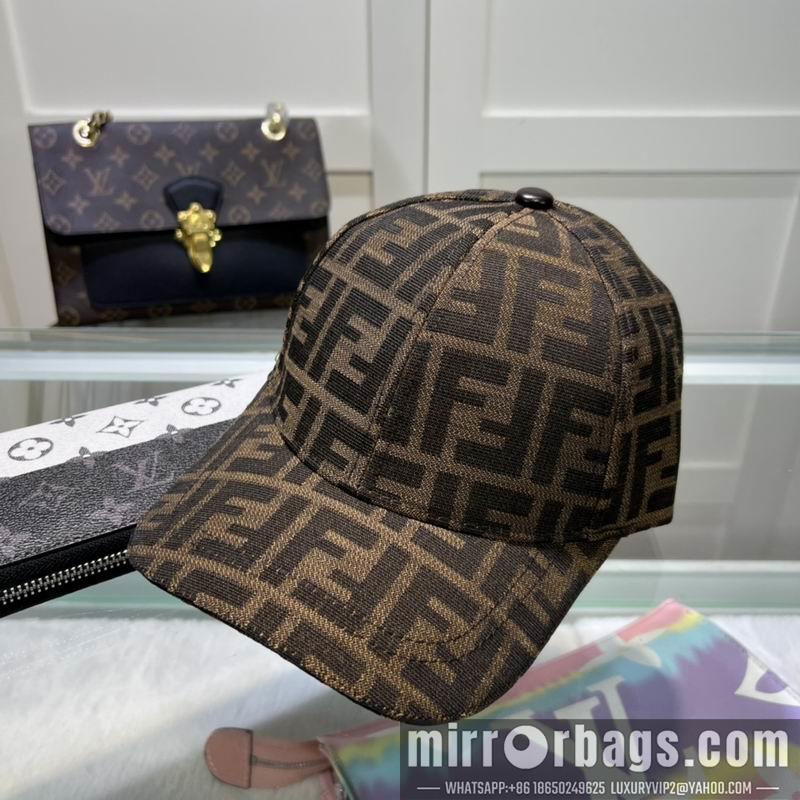 Fendi Hat dx32