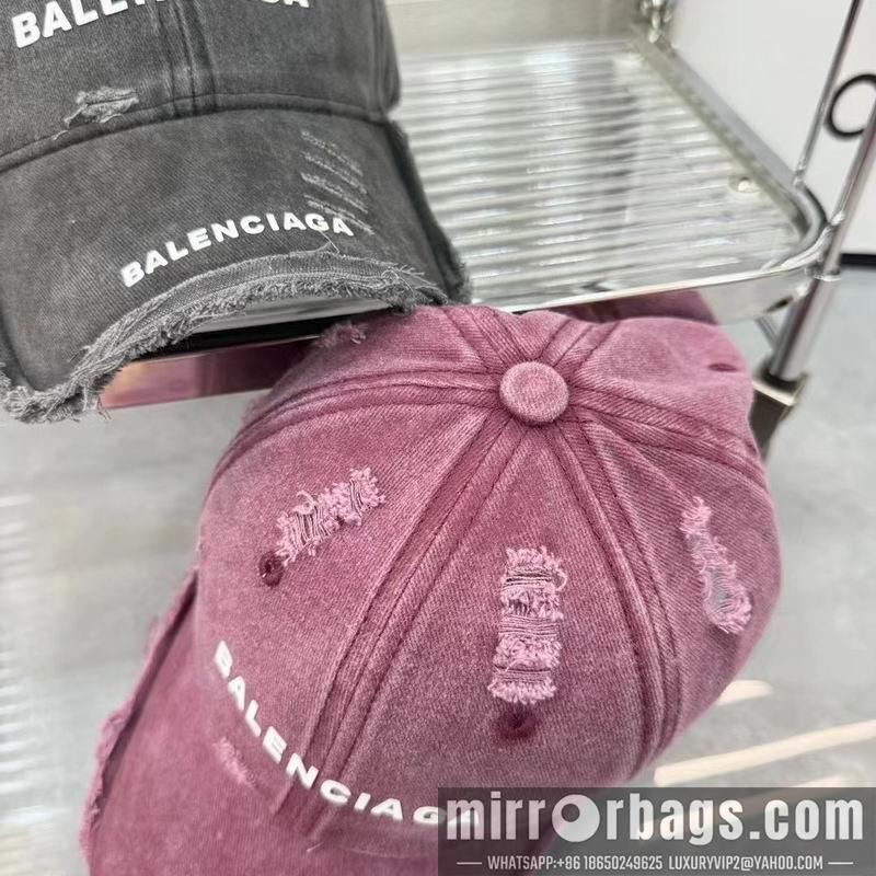Balenciaga Hat dx36
