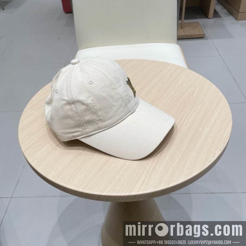 LV Hat 010902