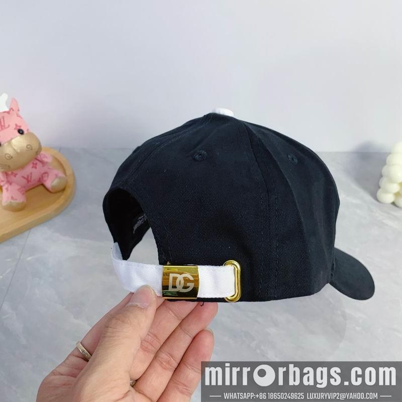 DG Hat dx16