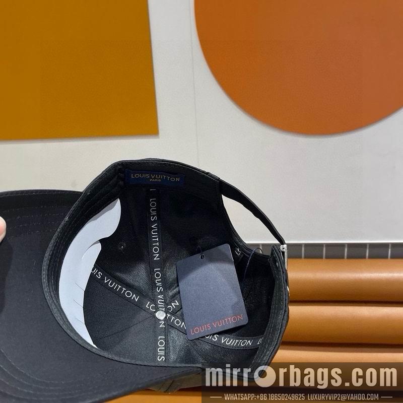 LV Hat 072301