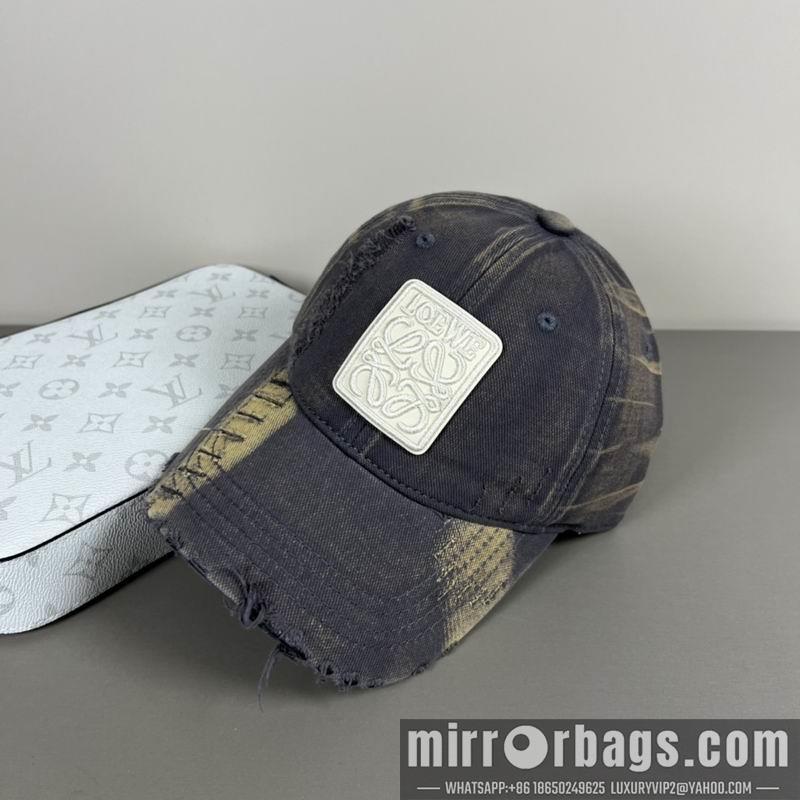 Loewe Hat dx42