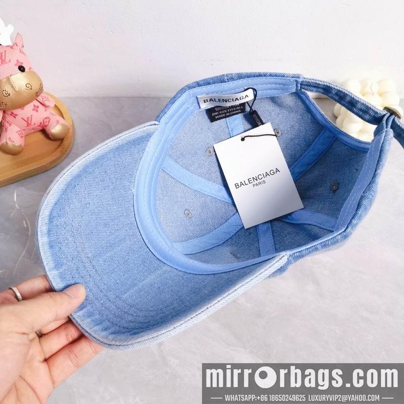 Balenciaga Hat dx33