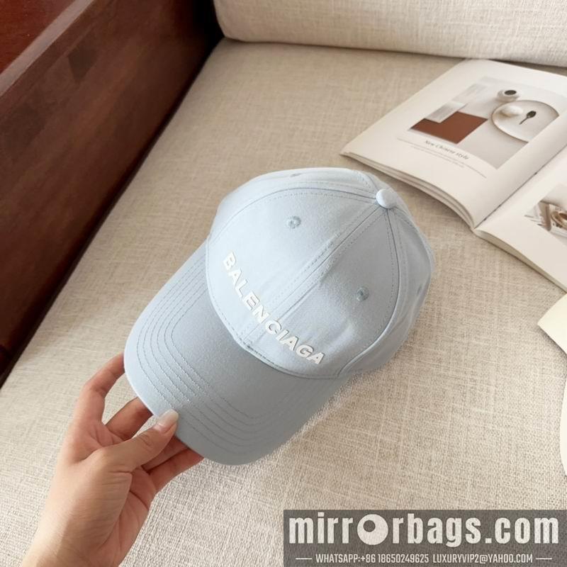Balenciaga Hat dx104