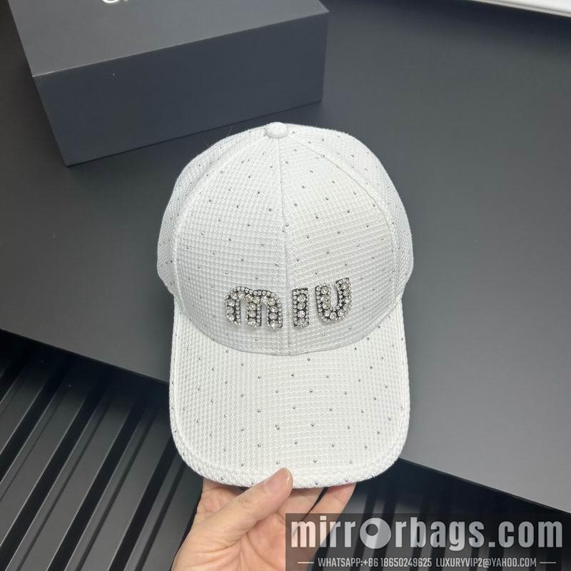 Miumiu Hat dx07